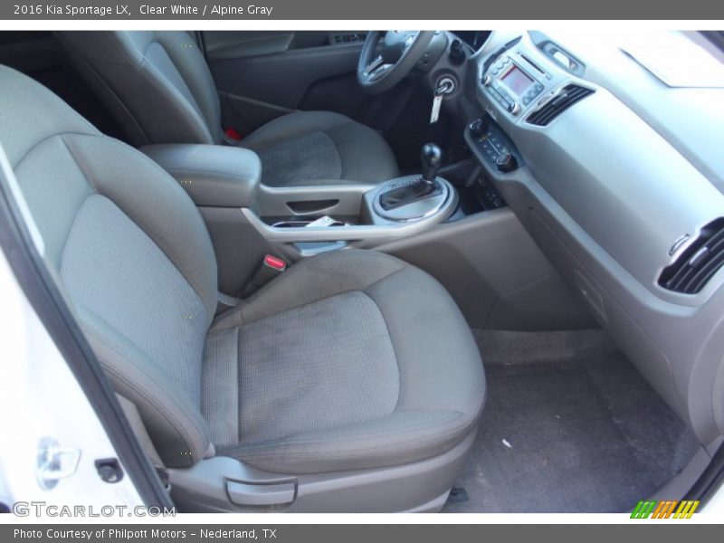 Clear White / Alpine Gray 2016 Kia Sportage LX