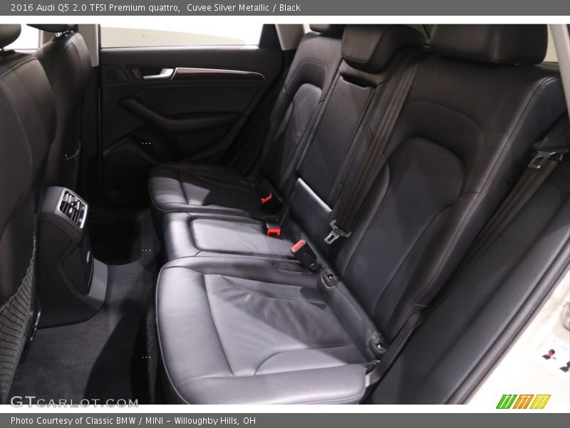 Cuvee Silver Metallic / Black 2016 Audi Q5 2.0 TFSI Premium quattro