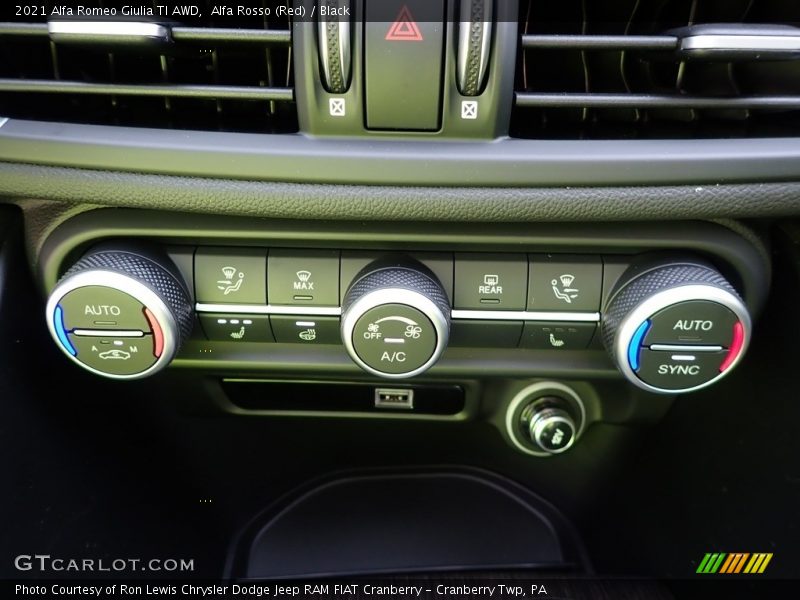 Alfa Rosso (Red) / Black 2021 Alfa Romeo Giulia TI AWD
