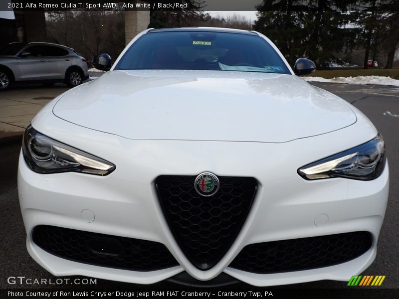 Alfa White / Black/Red 2021 Alfa Romeo Giulia TI Sport AWD