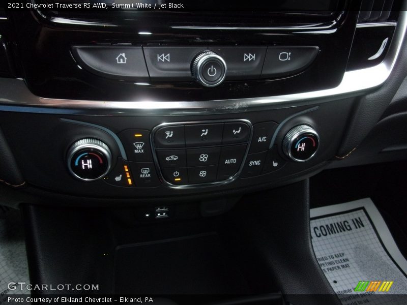 Controls of 2021 Traverse RS AWD