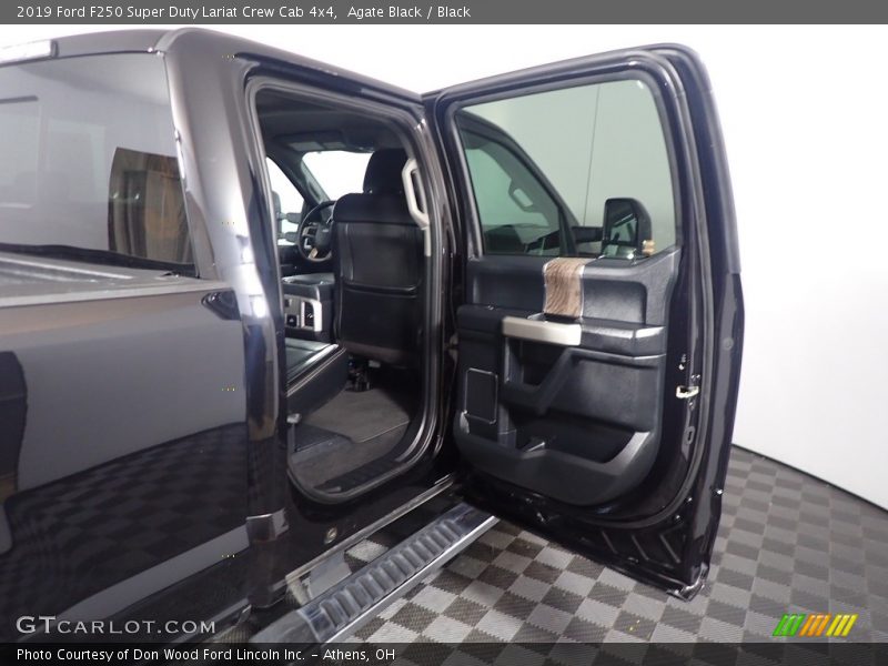 Agate Black / Black 2019 Ford F250 Super Duty Lariat Crew Cab 4x4