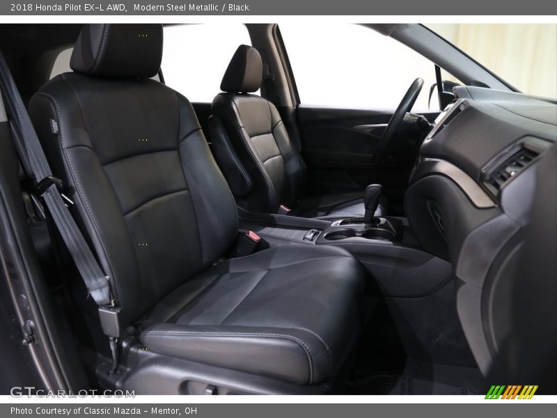 Modern Steel Metallic / Black 2018 Honda Pilot EX-L AWD