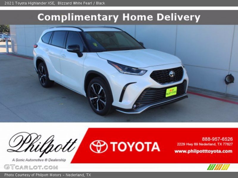 Blizzard White Pearl / Black 2021 Toyota Highlander XSE