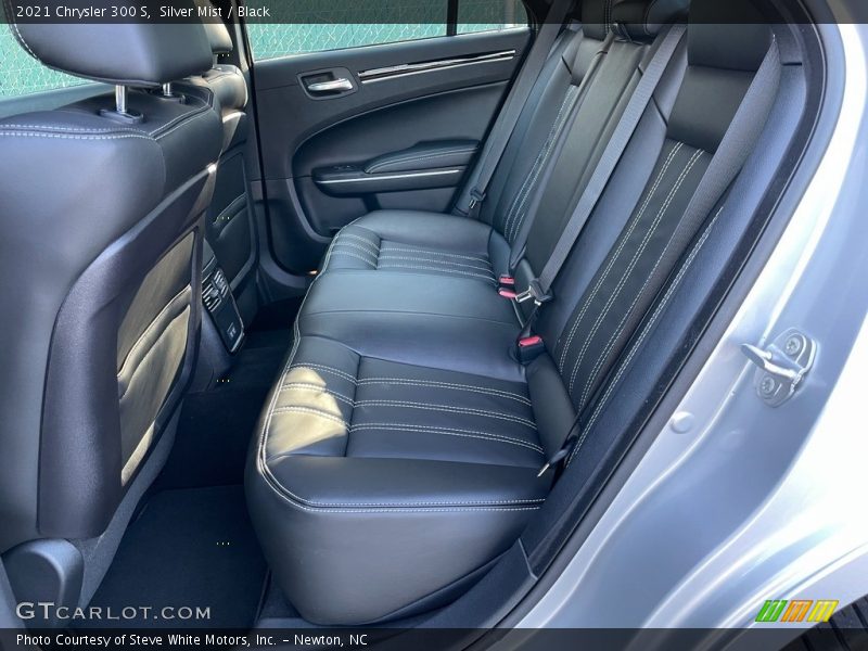 Rear Seat of 2021 300 S