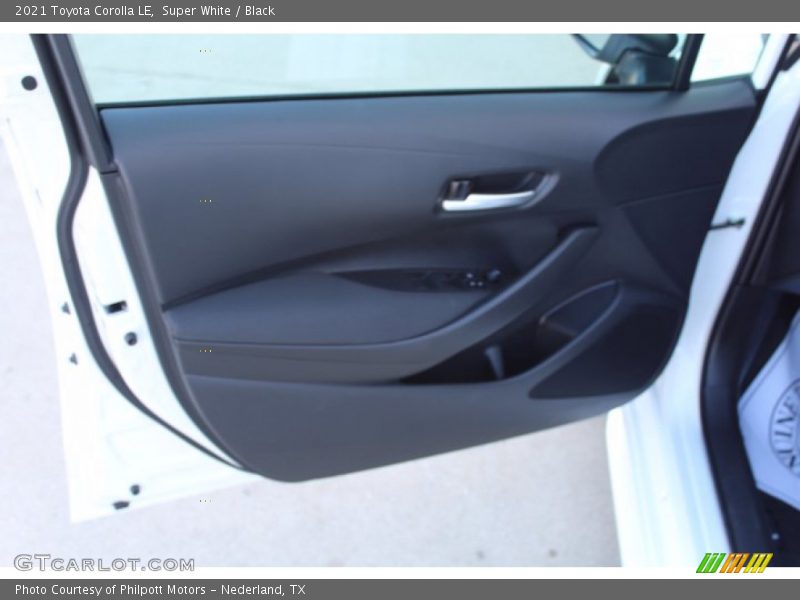 Super White / Black 2021 Toyota Corolla LE