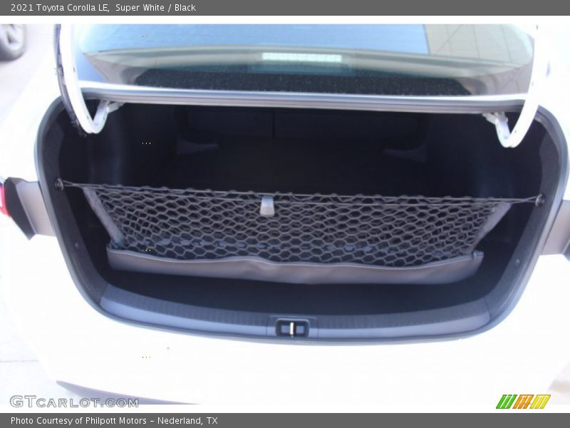 Super White / Black 2021 Toyota Corolla LE