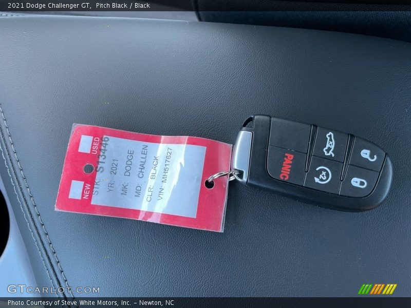 Pitch Black / Black 2021 Dodge Challenger GT