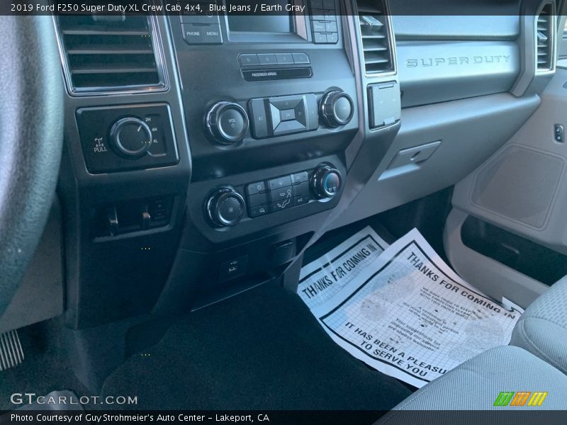 Blue Jeans / Earth Gray 2019 Ford F250 Super Duty XL Crew Cab 4x4