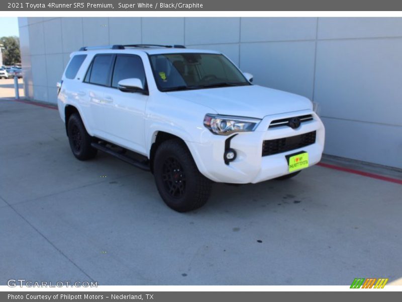 Super White / Black/Graphite 2021 Toyota 4Runner SR5 Premium