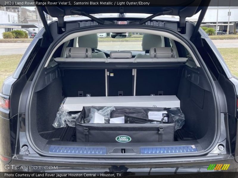 Santorini Black Metallic / Light Oyster/Ebony 2020 Land Rover Range Rover Velar S