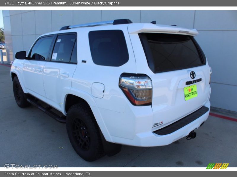 Super White / Black/Graphite 2021 Toyota 4Runner SR5 Premium
