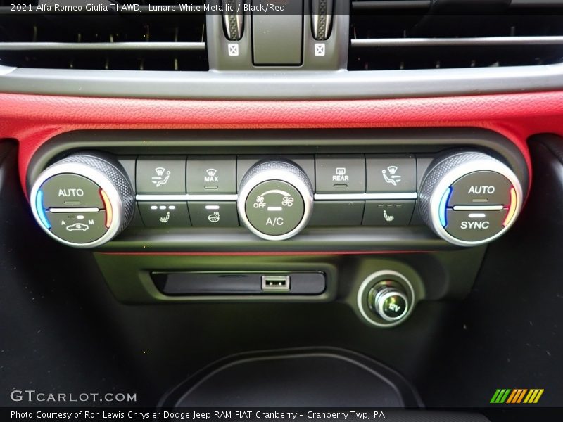 Controls of 2021 Giulia TI AWD