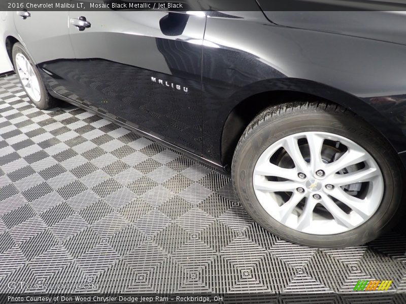 Mosaic Black Metallic / Jet Black 2016 Chevrolet Malibu LT