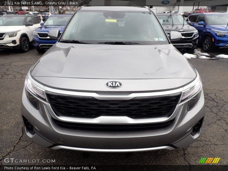 Gravity Gray / Black 2021 Kia Seltos S AWD