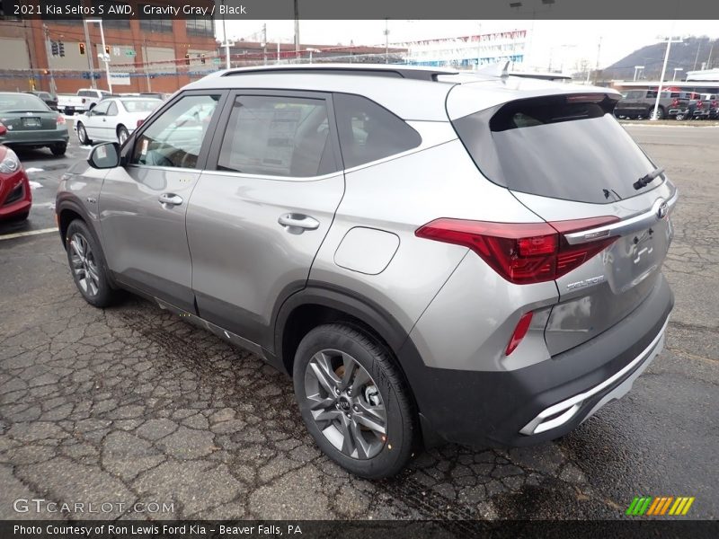 Gravity Gray / Black 2021 Kia Seltos S AWD