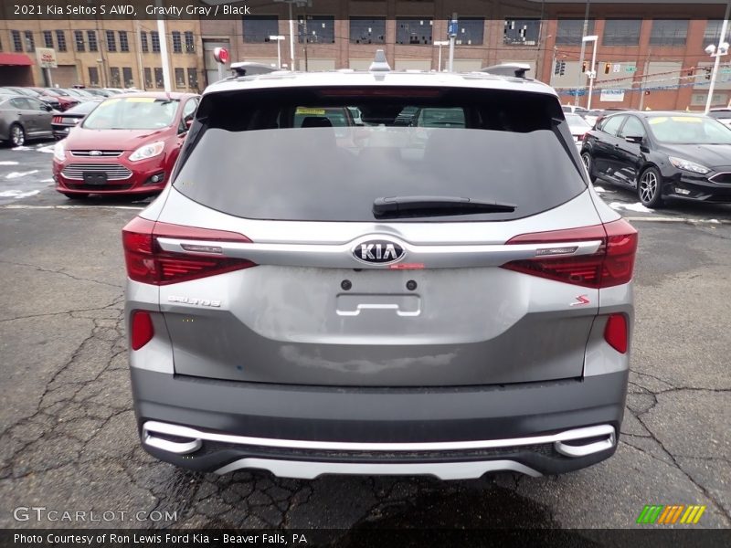 Gravity Gray / Black 2021 Kia Seltos S AWD