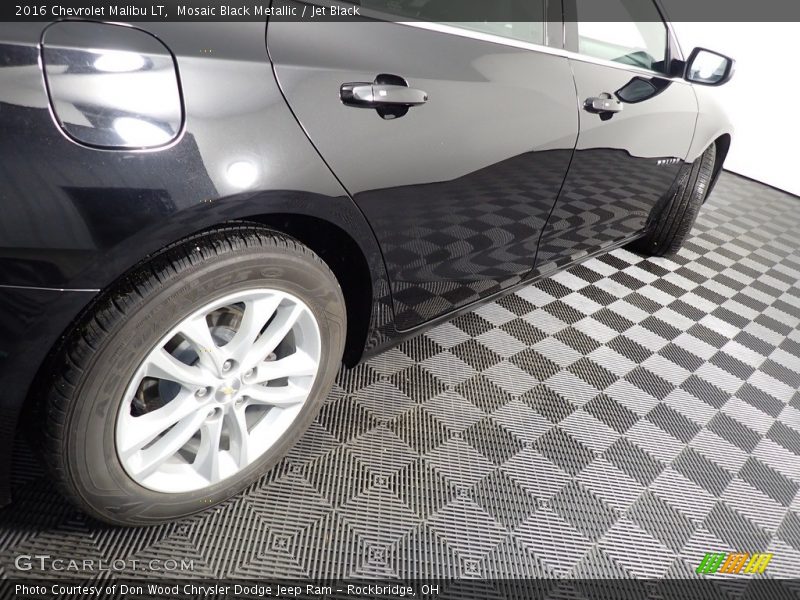 Mosaic Black Metallic / Jet Black 2016 Chevrolet Malibu LT