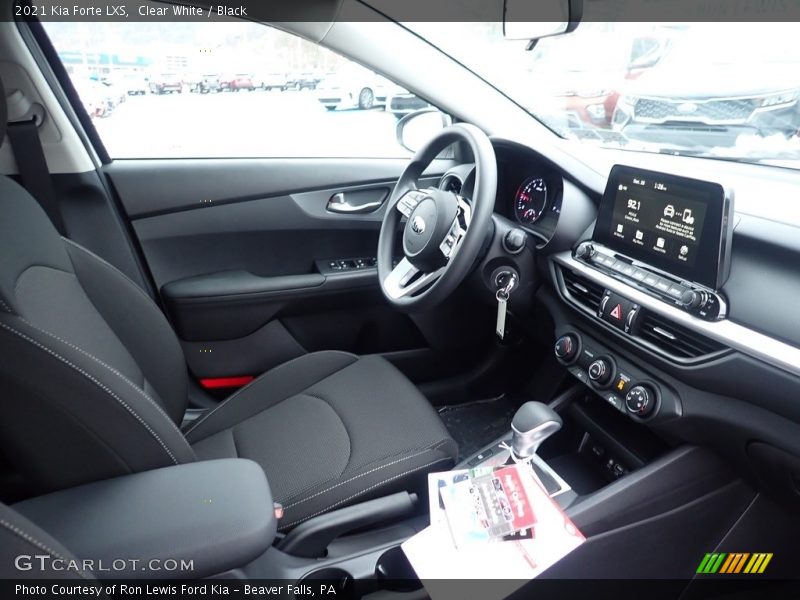 Clear White / Black 2021 Kia Forte LXS