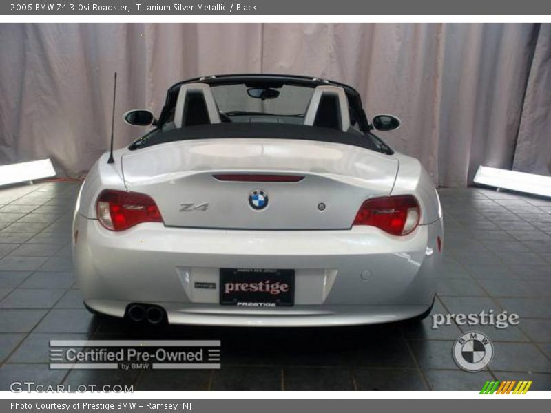 Titanium Silver Metallic / Black 2006 BMW Z4 3.0si Roadster