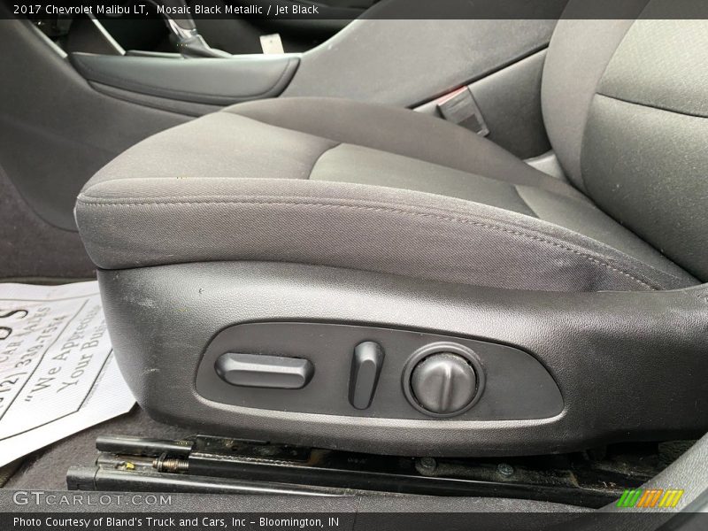Mosaic Black Metallic / Jet Black 2017 Chevrolet Malibu LT