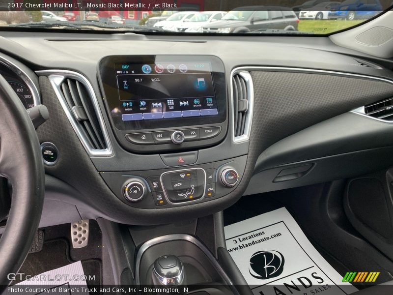 Mosaic Black Metallic / Jet Black 2017 Chevrolet Malibu LT