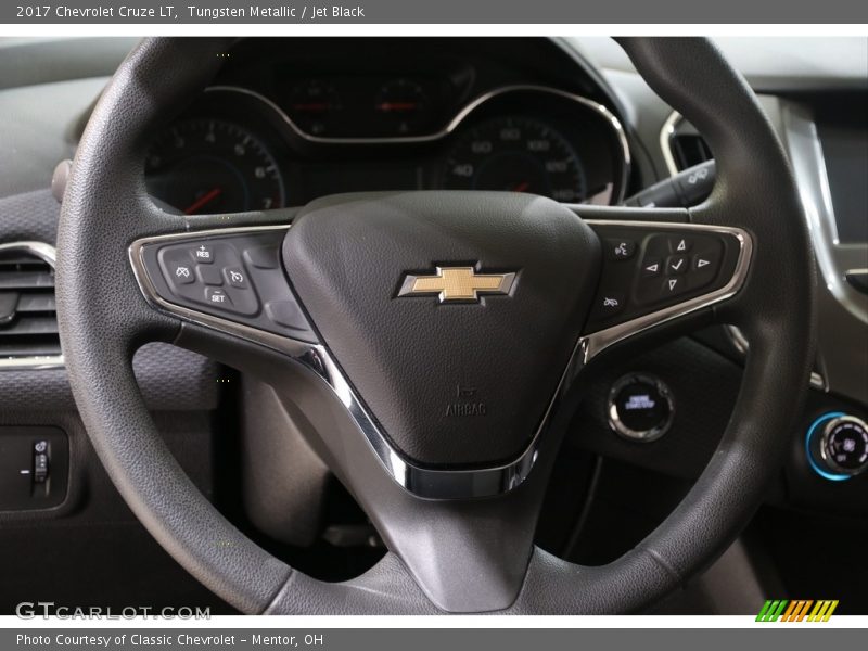 Tungsten Metallic / Jet Black 2017 Chevrolet Cruze LT