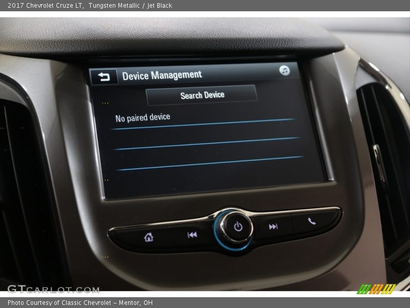 Tungsten Metallic / Jet Black 2017 Chevrolet Cruze LT