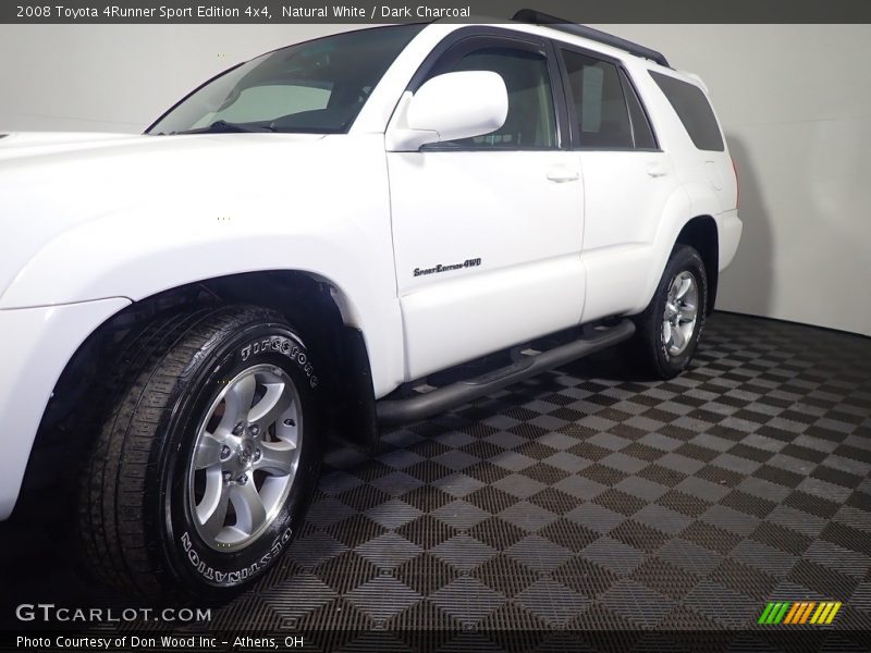 Natural White / Dark Charcoal 2008 Toyota 4Runner Sport Edition 4x4