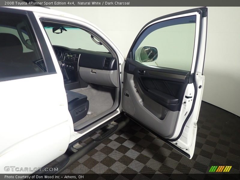 Natural White / Dark Charcoal 2008 Toyota 4Runner Sport Edition 4x4