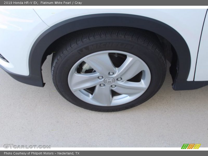 Platinum White Pearl / Gray 2019 Honda HR-V EX