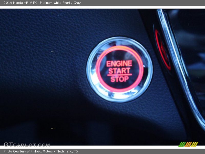 Platinum White Pearl / Gray 2019 Honda HR-V EX