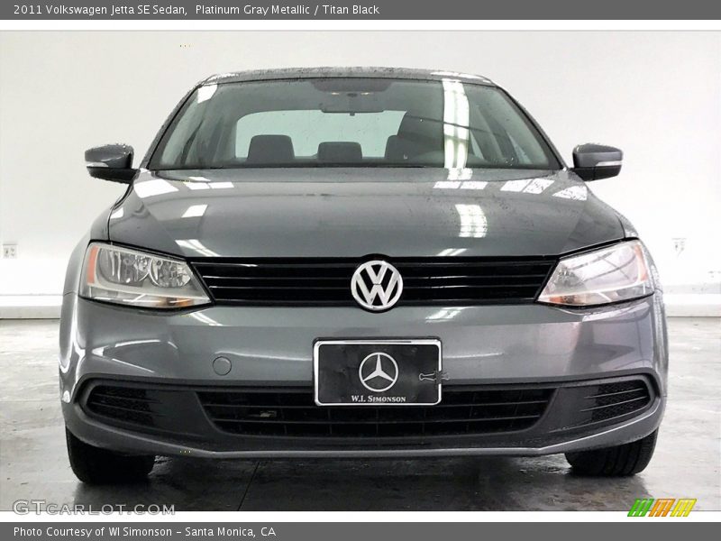 Platinum Gray Metallic / Titan Black 2011 Volkswagen Jetta SE Sedan