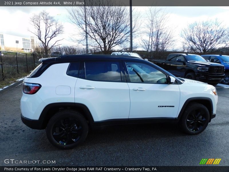 White / Black 2021 Jeep Compass Altitude 4x4