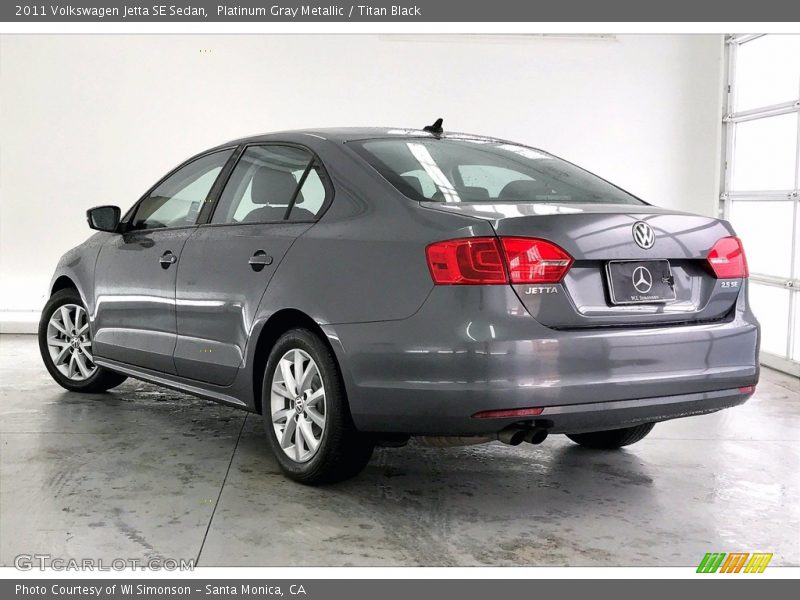 Platinum Gray Metallic / Titan Black 2011 Volkswagen Jetta SE Sedan