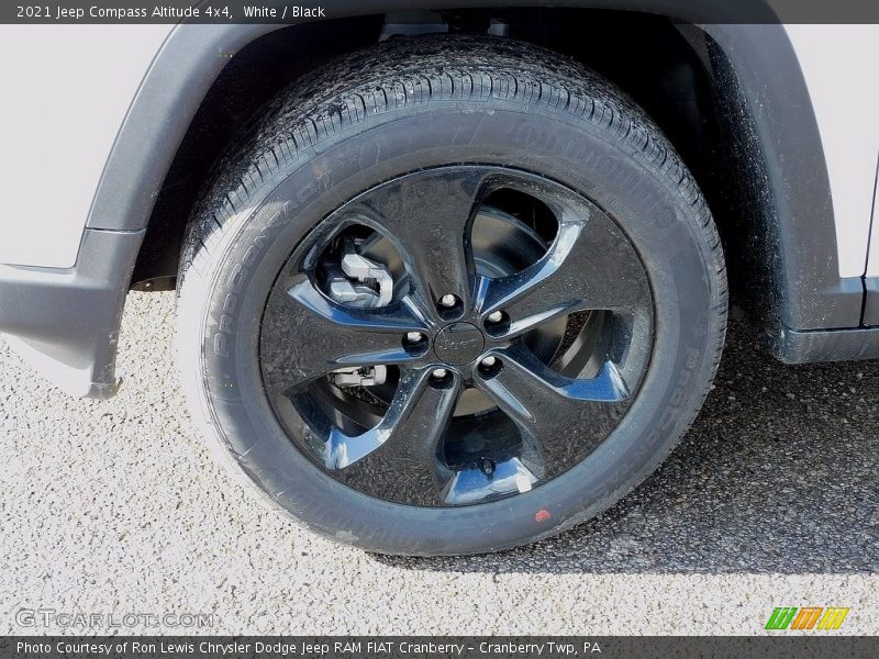 White / Black 2021 Jeep Compass Altitude 4x4
