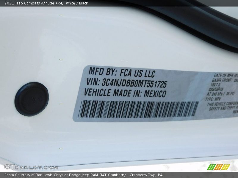 White / Black 2021 Jeep Compass Altitude 4x4