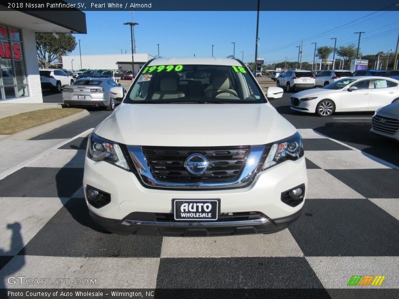 Pearl White / Almond 2018 Nissan Pathfinder SV