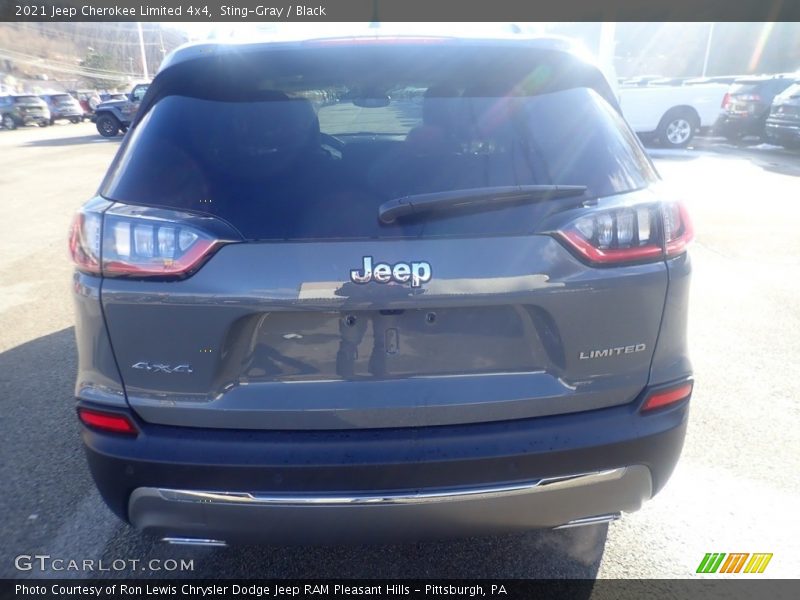 Sting-Gray / Black 2021 Jeep Cherokee Limited 4x4