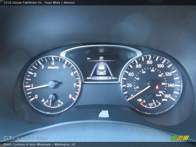 Pearl White / Almond 2018 Nissan Pathfinder SV