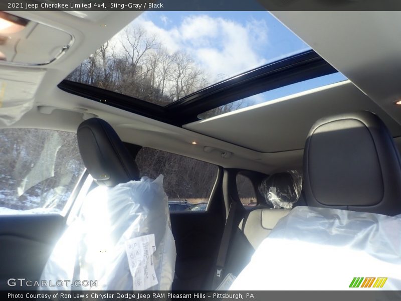 Sting-Gray / Black 2021 Jeep Cherokee Limited 4x4