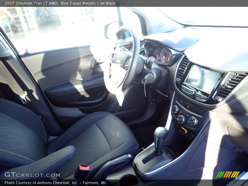 Blue Topaz Metallic / Jet Black 2017 Chevrolet Trax LT AWD
