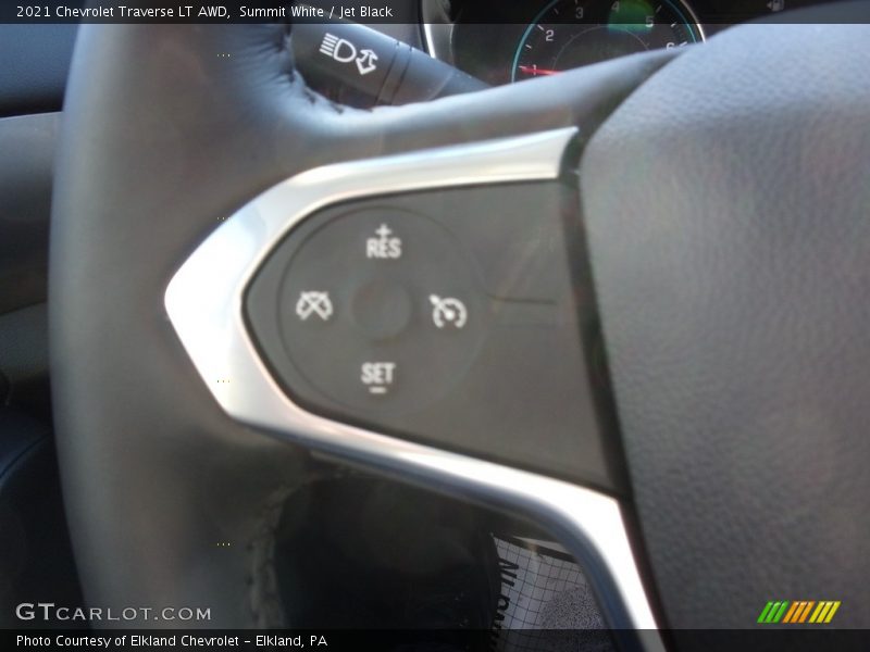 Summit White / Jet Black 2021 Chevrolet Traverse LT AWD