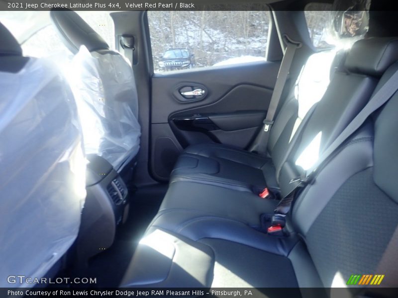 Velvet Red Pearl / Black 2021 Jeep Cherokee Latitude Plus 4x4