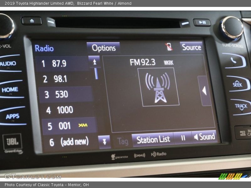 Blizzard Pearl White / Almond 2019 Toyota Highlander Limited AWD