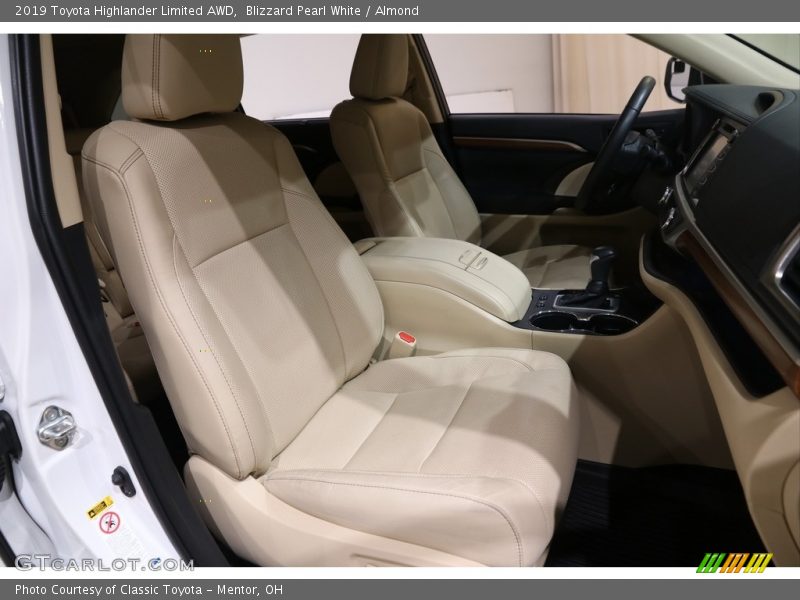 Blizzard Pearl White / Almond 2019 Toyota Highlander Limited AWD