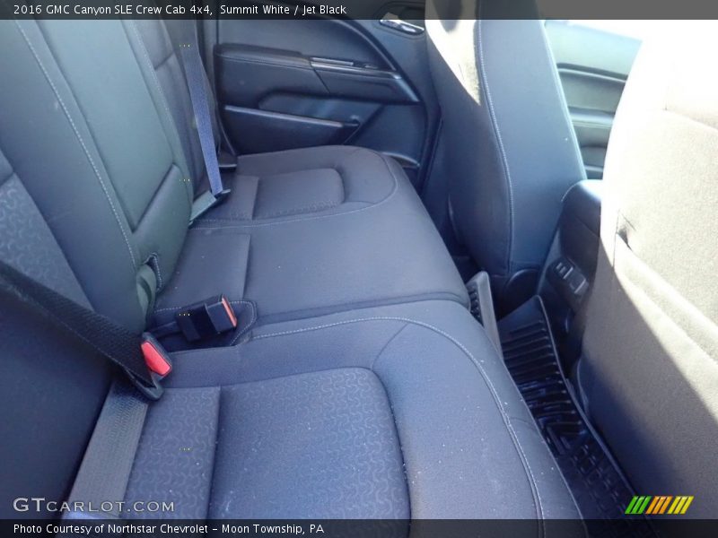 Summit White / Jet Black 2016 GMC Canyon SLE Crew Cab 4x4