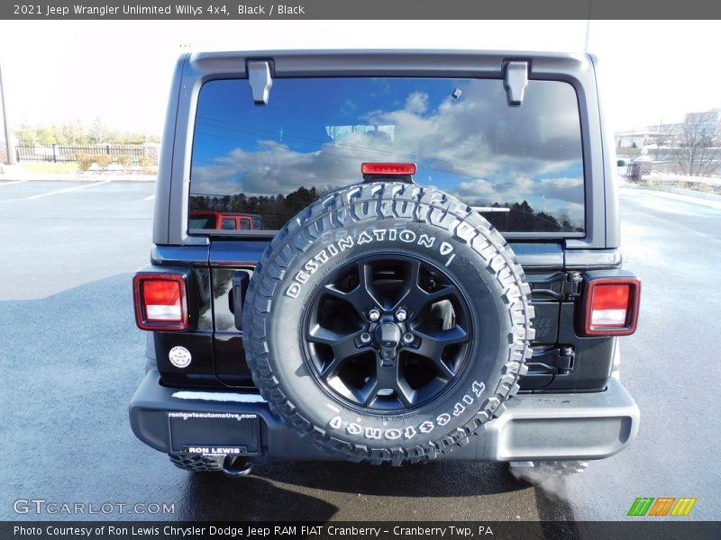 Black / Black 2021 Jeep Wrangler Unlimited Willys 4x4