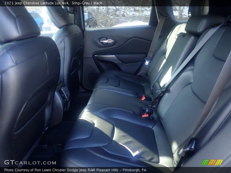 Sting-Gray / Black 2021 Jeep Cherokee Latitude Lux 4x4