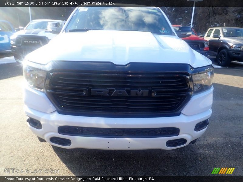 Bright White / Black 2021 Ram 1500 Big Horn Crew Cab 4x4